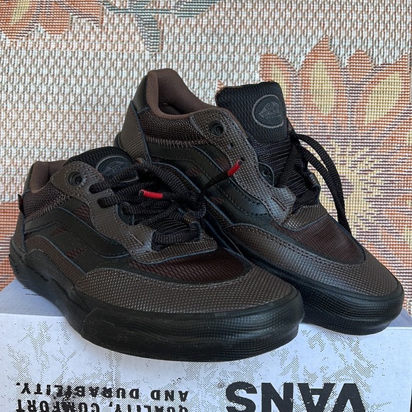 Vans WMNS Wayvee
(Justin Henry) Coffebean
VN0A5JIA8AC
Sneakers G - Picture 5 of 16